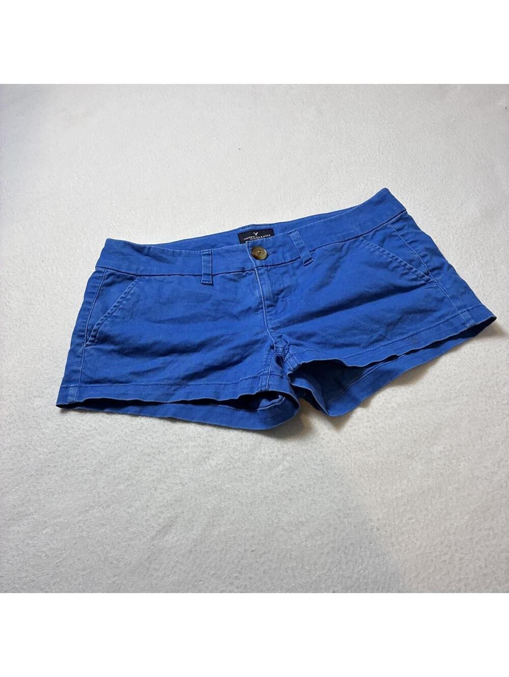American Eagle blue low rise micro mini shorts! Tagged size 4 31 waist